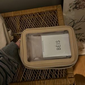 BEIS essentials case